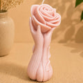 Rosa en manos